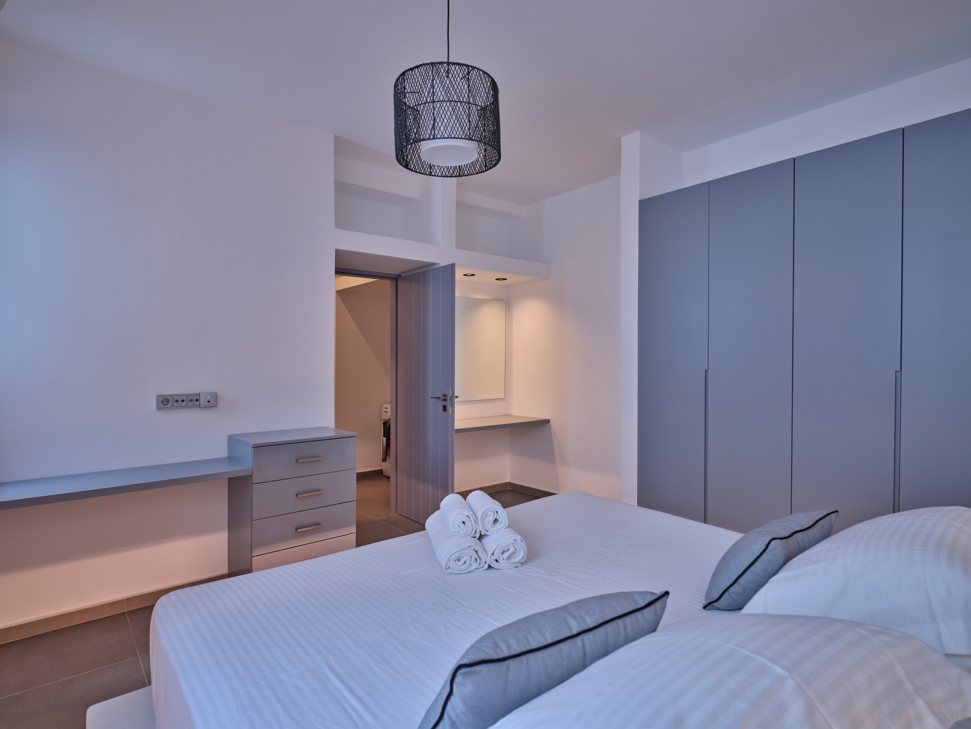 nov24-K2 Lower Ground Floor Double Bedroom (3)