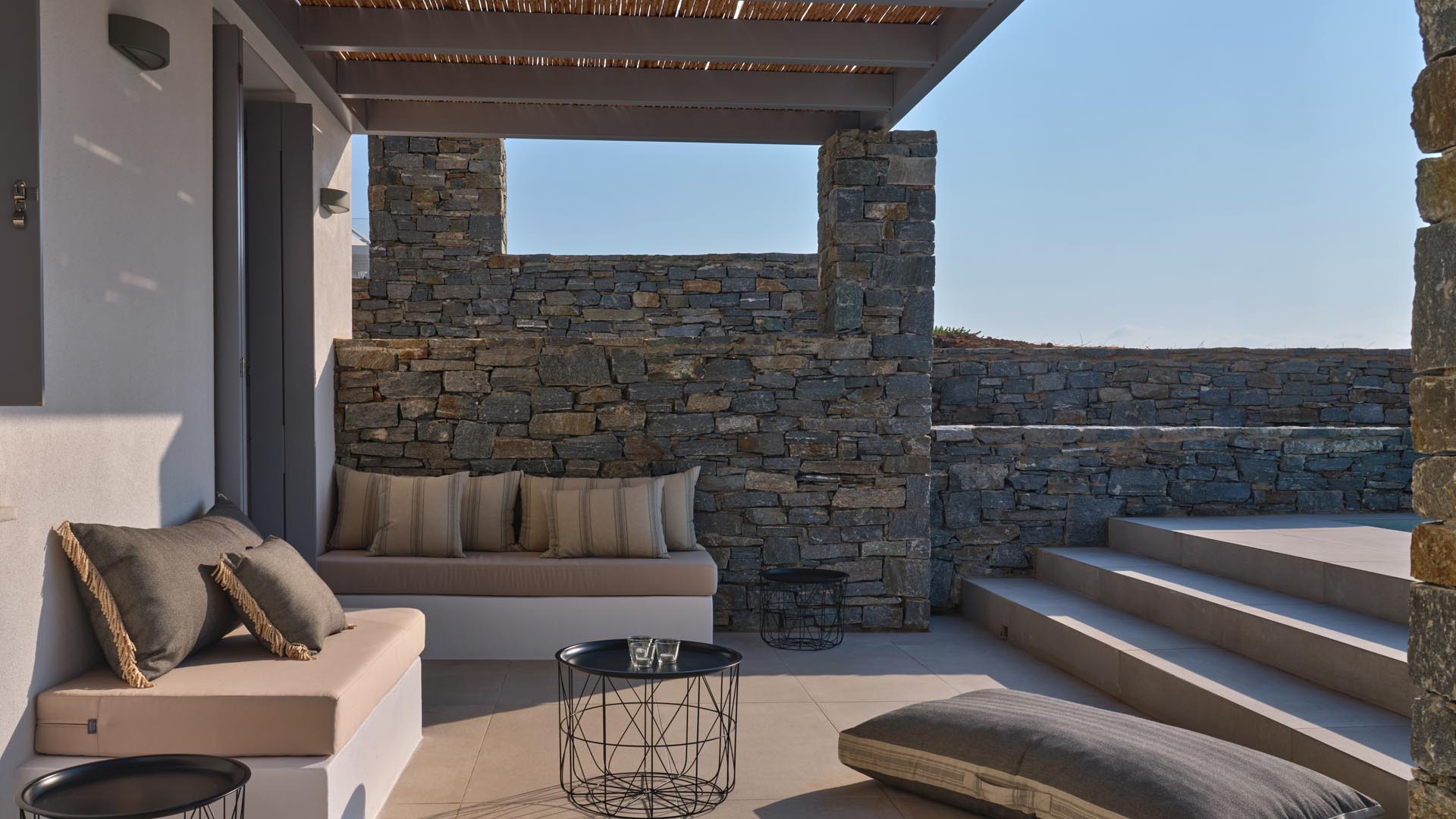 Elia Villas Paros Outdoor Sitting room Ouranos Villa